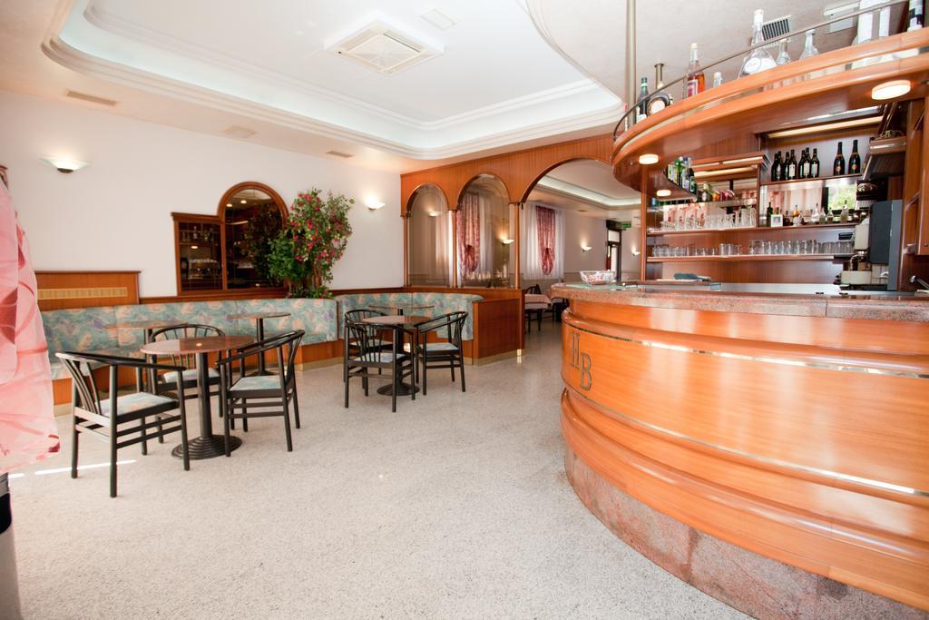 Hotel Belvedere Sottomarina Zewnętrze zdjęcie