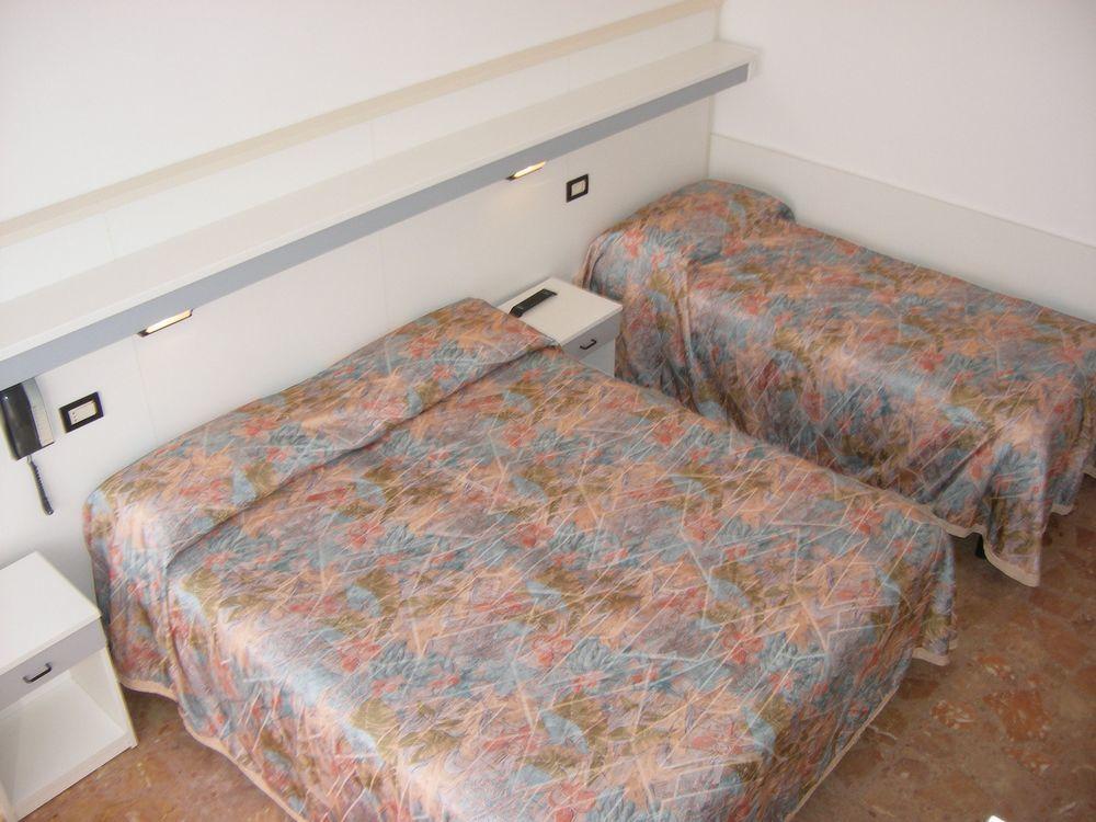 Hotel Belvedere Sottomarina Zewnętrze zdjęcie